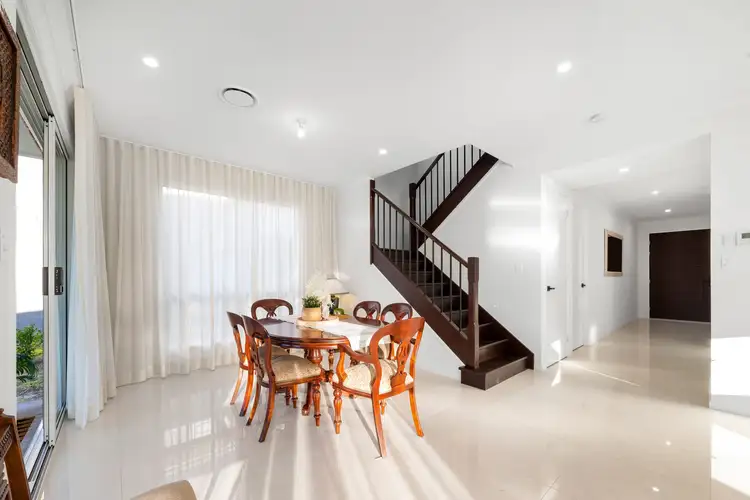 Sixth view of Homely house listing, 8 Queensway Street, Upper Mount Gravatt QLD 4122