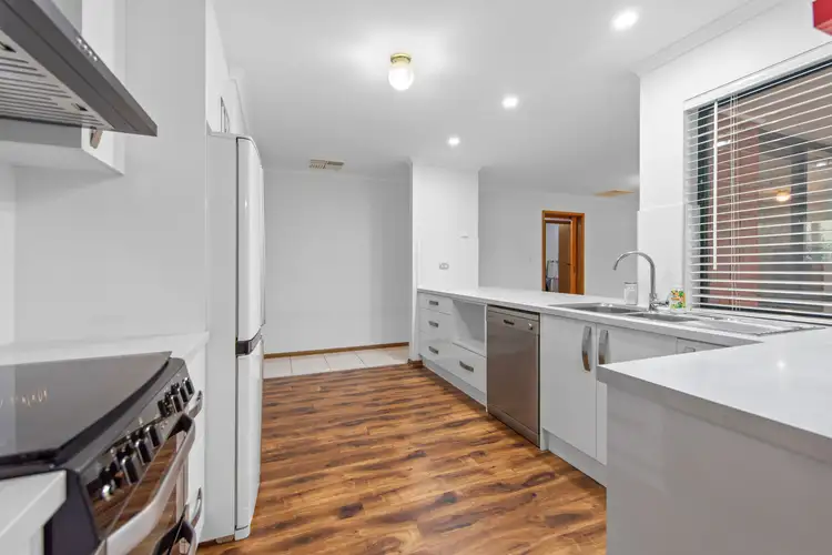 Fifth view of Homely house listing, 6 Fabian Court, Craigmore SA 5114