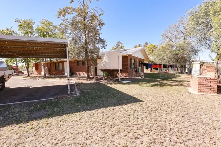 15 Roma Crescent, Roma QLD 4455