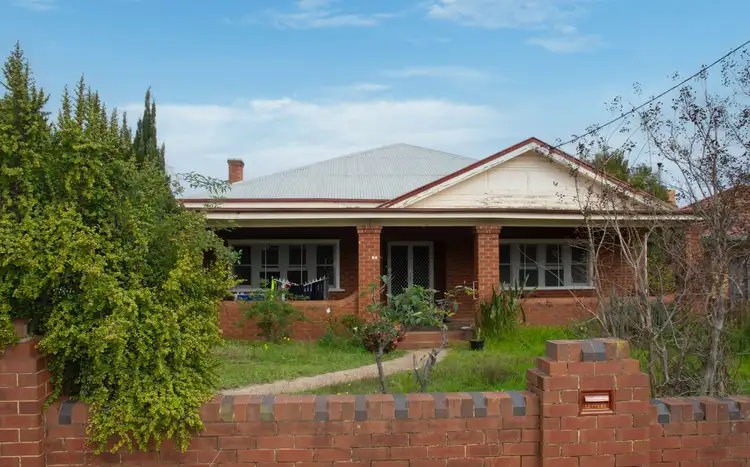 19 Cecile Street, Parkes NSW 2870