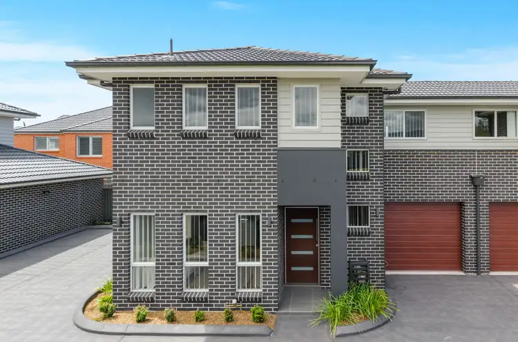 Main view of Homely house listing, 2/40 Gerongar Crescent, Haywards Bay NSW 2530
