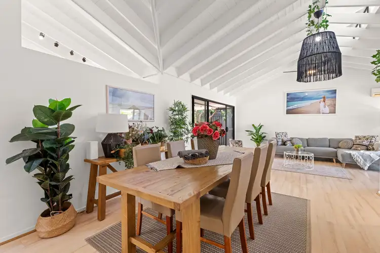 41 Allawah Street, Sorrento QLD 4217