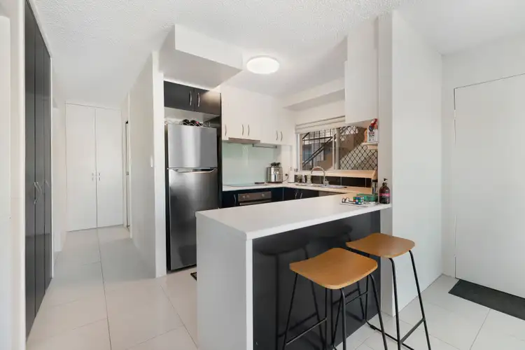Sixth view of Homely unit listing, 4/7 Albert Street, Burleigh Heads QLD 4220