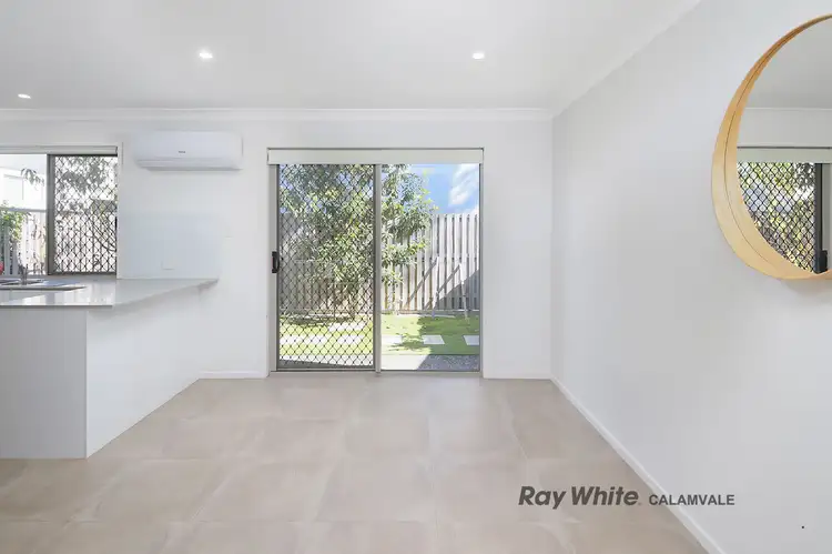Sixth view of Homely townhouse listing, 23/10 SPIRIT Street, Parkinson QLD 4115