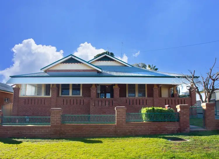 63 Hill Street, Parkes NSW 2870