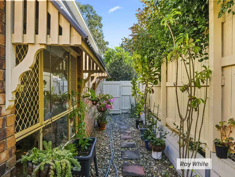 Sixth view of Homely house listing, 2 Eyre Court, Forest Lake QLD 4078