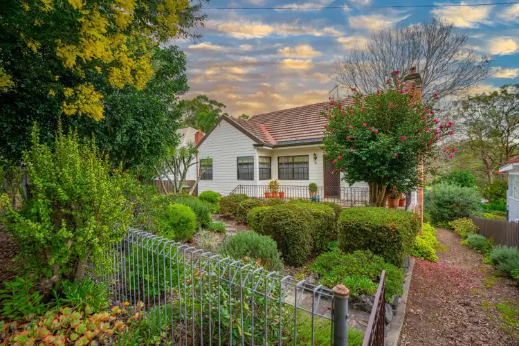 6 Joslin Street, Kotara NSW 2289