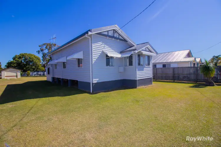 11 Cullen Street, Walkervale QLD 4670