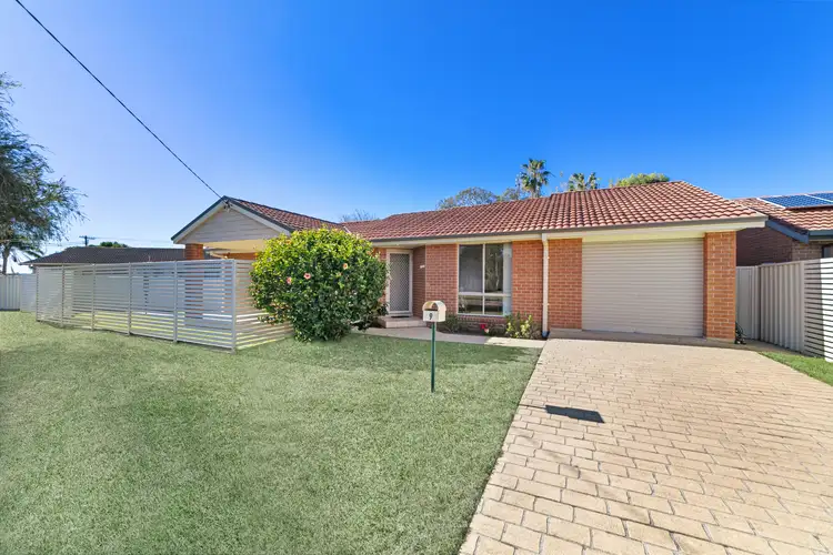 9 Hill Street, Gorokan NSW 2263