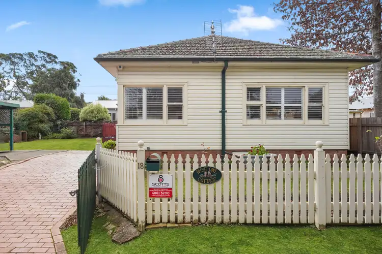 18 Albert Lane, Mittagong NSW 2575
