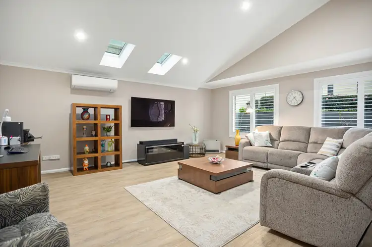 Second view of Homely house listing, 7 Yarle Crescent, Flinders NSW 2529