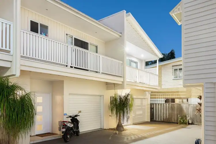 Main view of Homely townhouse listing, 3/51 Oxford Street, Hamilton QLD 4007