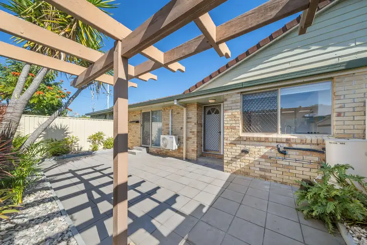4/379 Oxley Avenue, Redcliffe QLD 4020