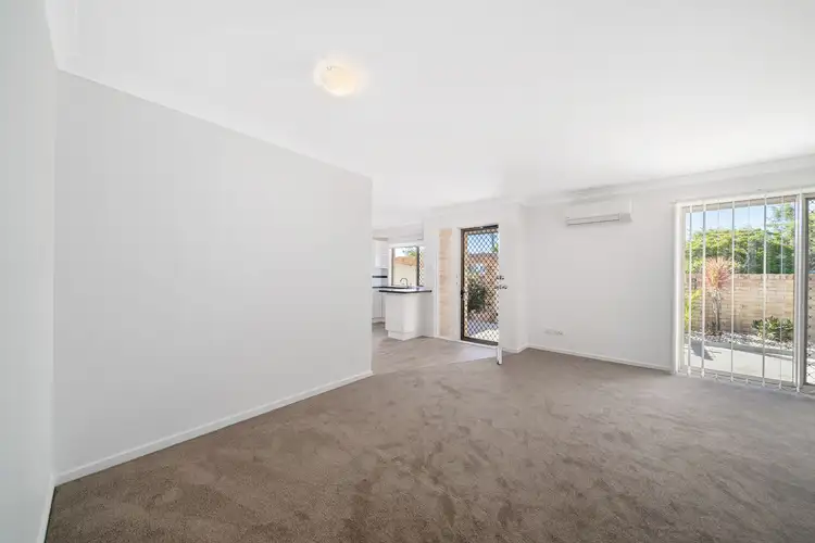 Fourth view of Homely unit listing, 4/379 Oxley Avenue, Redcliffe QLD 4020