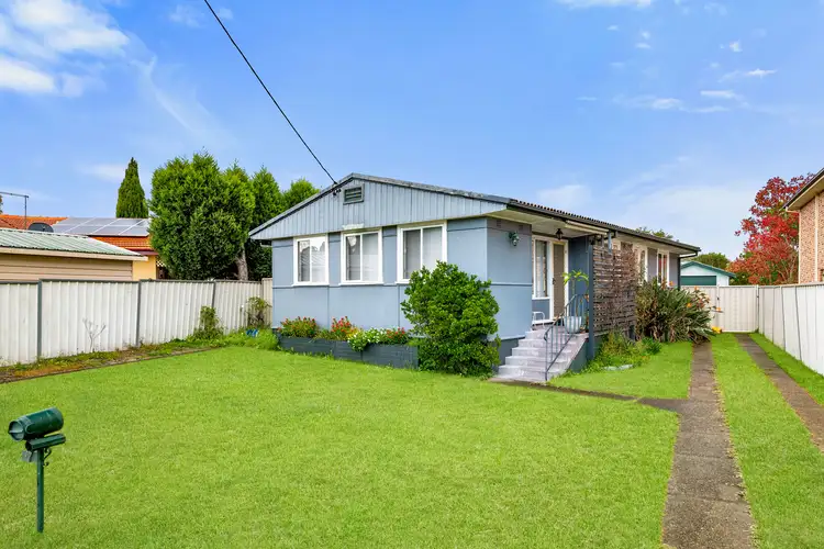 7 Trevanna Street, Busby NSW 2168