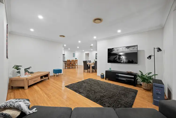 Fourth view of Homely house listing, 25 Chienti Place, Prestons NSW 2170