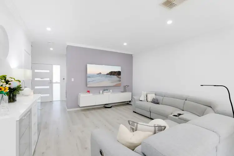 Main view of Homely house listing, 80 Lakeview Drive, Cranebrook NSW 2749