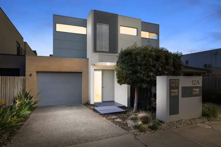 12B Douglas Avenue, Chelsea VIC 3196