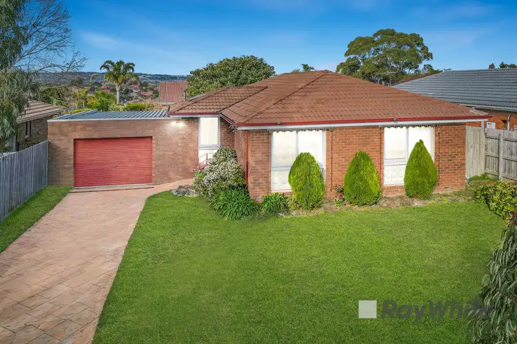 62 John Fawkner Drive, Endeavour Hills VIC 3802