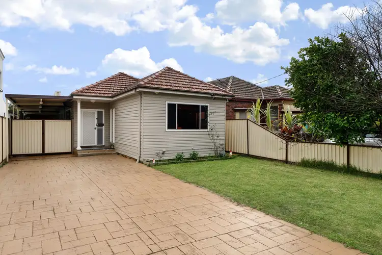 11 Robinson Street North, Wiley Park NSW 2195