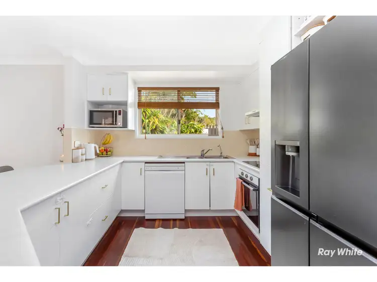 Fifth view of Homely house listing, 10 Waterview Drive, Lammermoor QLD 4703