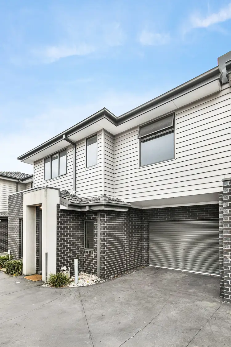 Main view of Homely townhouse listing, 2/880 Pascoe Vale Road, Glenroy VIC 3046