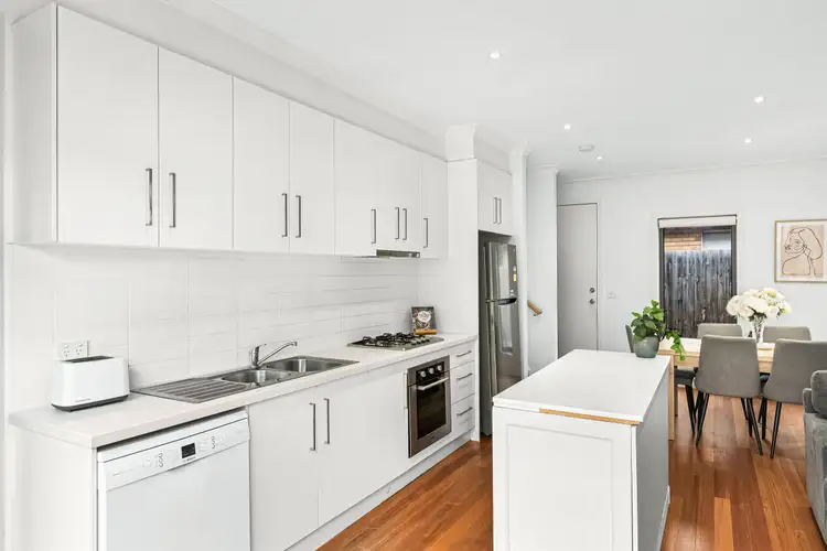 Third view of Homely townhouse listing, 2/880 Pascoe Vale Road, Glenroy VIC 3046