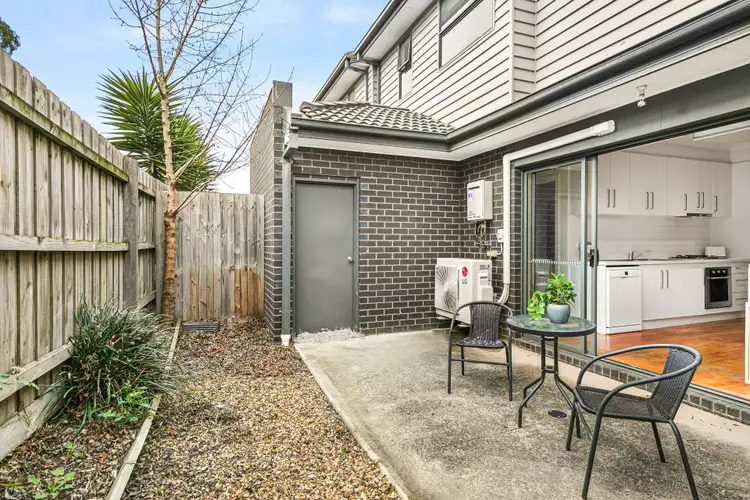 Sixth view of Homely townhouse listing, 2/880 Pascoe Vale Road, Glenroy VIC 3046