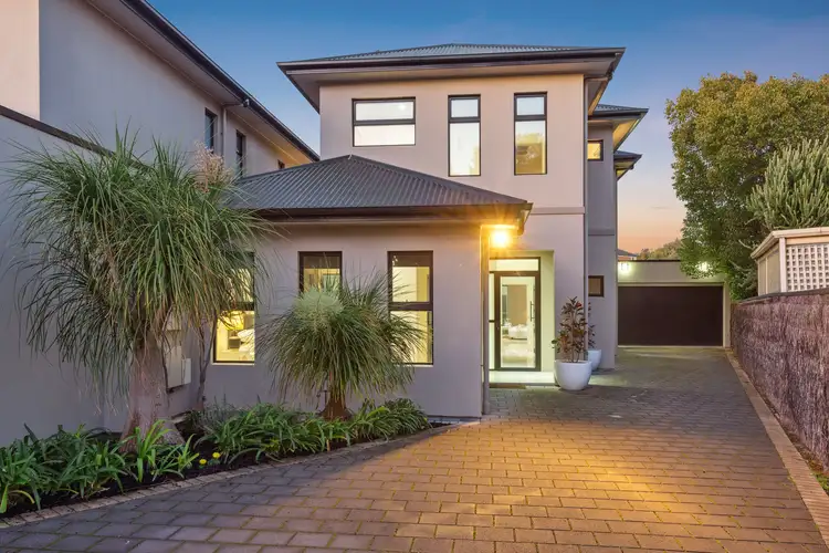 13a Laver Crescent, West Lakes Shore SA 5020