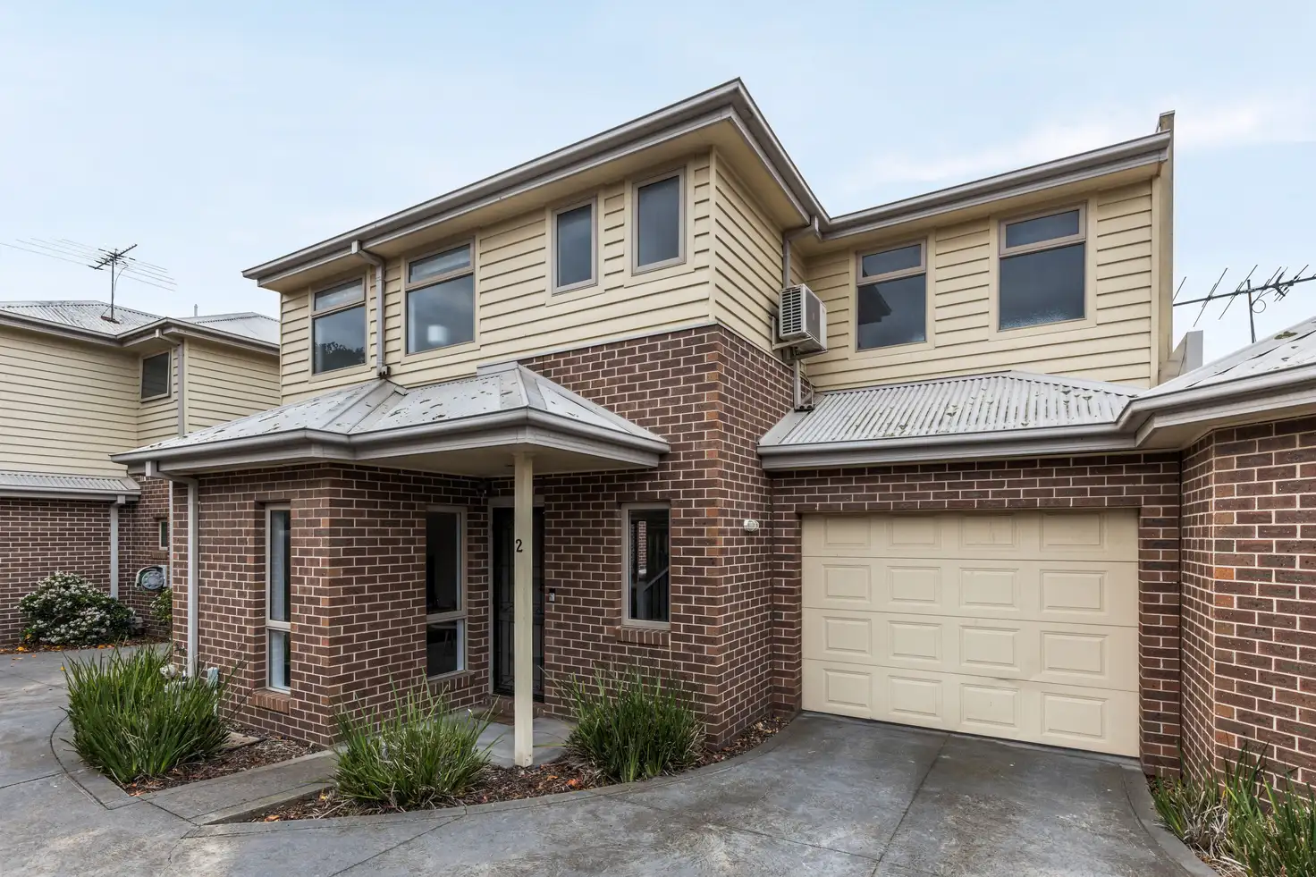 Main view of Homely townhouse listing, 2/45 Paxton Street, South Kingsville VIC 3015