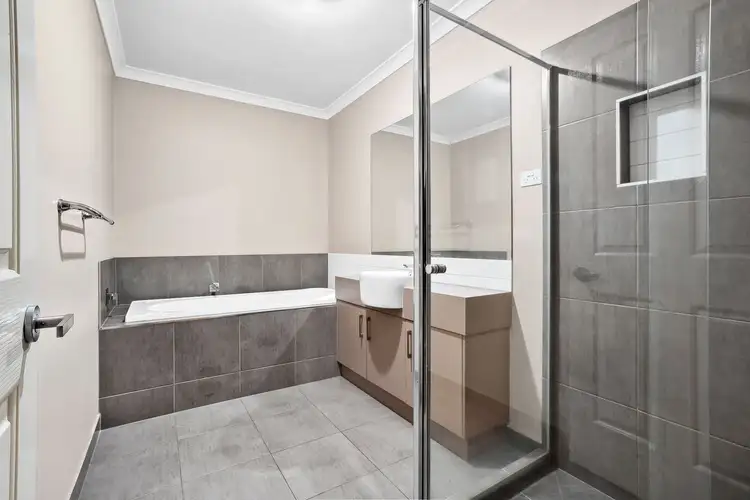 Sixth view of Homely house listing, 2/110 Flinders Avenue, Lara VIC 3212