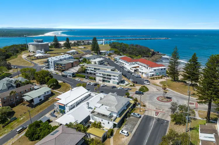 Main view of Homely unit listing, 2/16 Clarence Street, Yamba NSW 2464