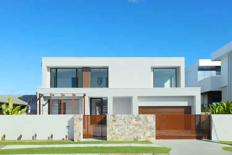 154 Monaco Street, Broadbeach Waters QLD 4218