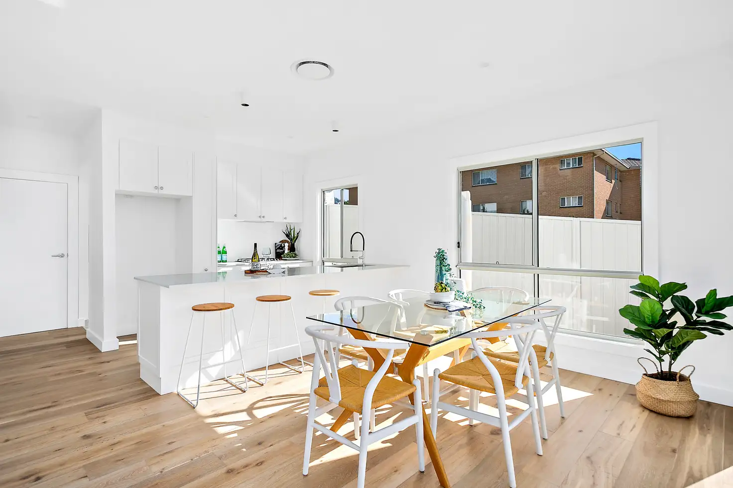 Main view of Homely townhouse listing, 2/27 Hillcrest Street, Wollongong NSW 2500