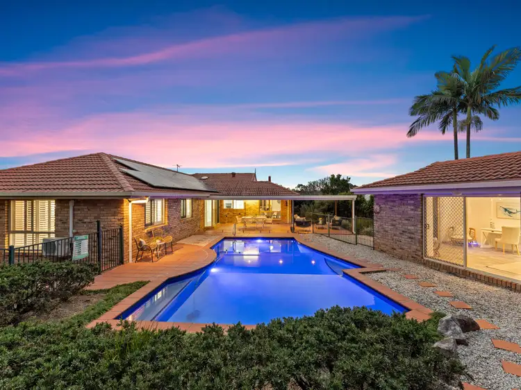 8 Chloe Close, Eight Mile Plains QLD 4113