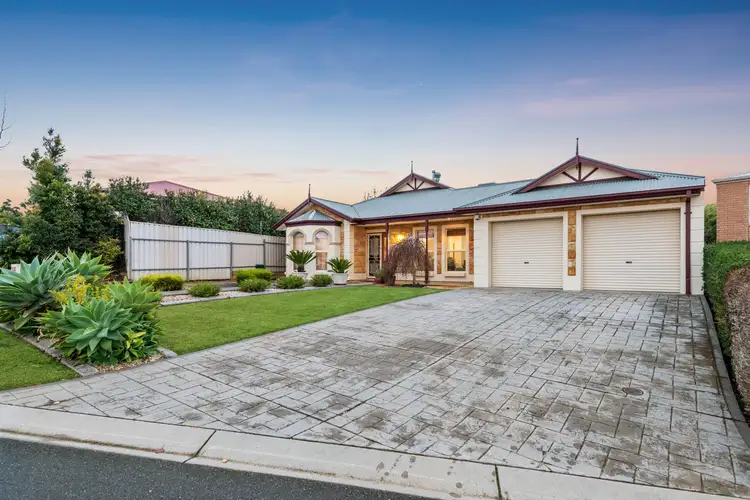 6 Philipson Crescent, Sheidow Park SA 5158