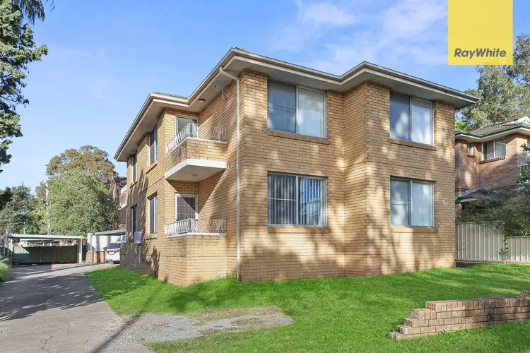 6 Alexandra Avenue, Westmead NSW 2145
