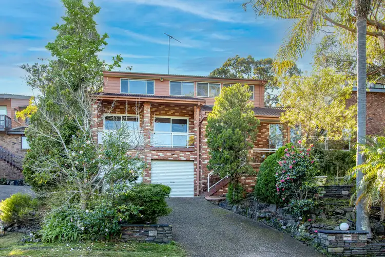 9 Bradley Place, Illawong NSW 2234