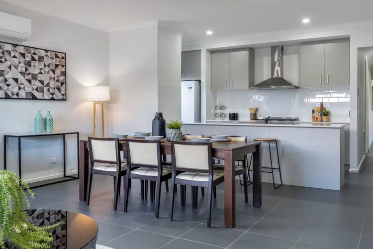 Seventh view of Homely house listing, 9 Lithic Road, Craigieburn VIC 3064