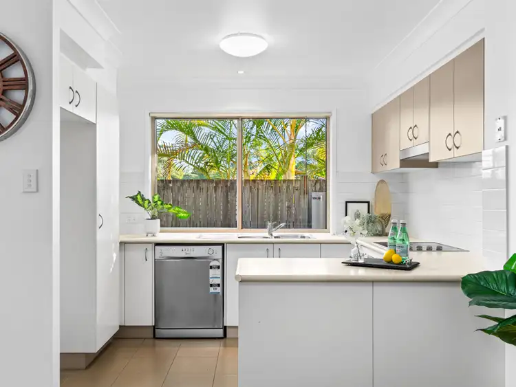 Fifth view of Homely townhouse listing, 2/18 Mornington Court, Calamvale QLD 4116