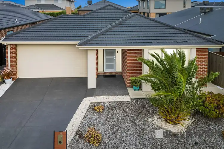 16 Ranger Street, Clyde North VIC 3978