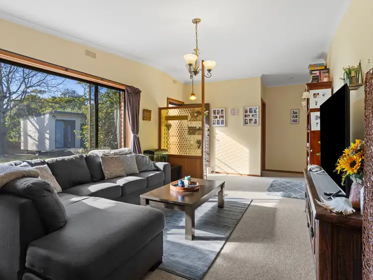 Second view of Homely house listing, 32 Warranilla Avenue, Rosebud VIC 3939