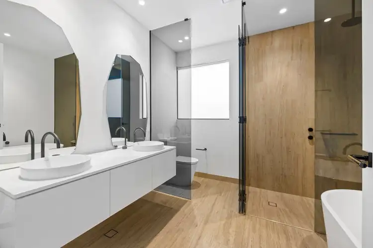 Sixth view of Homely house listing, 5/2 Brushbox Court, Chapel Hill QLD 4069