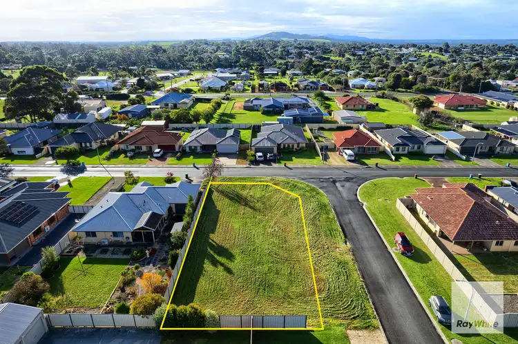 17 Orion Avenue, Mckail WA 6330