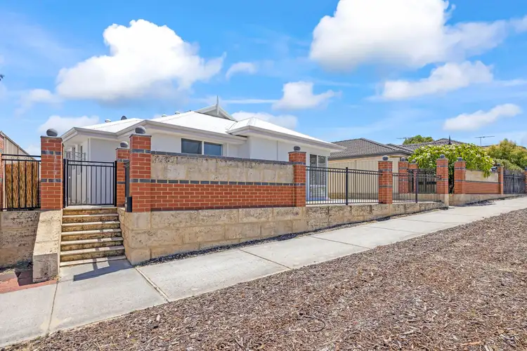 31 Gnangara Road, Madeley WA 6065