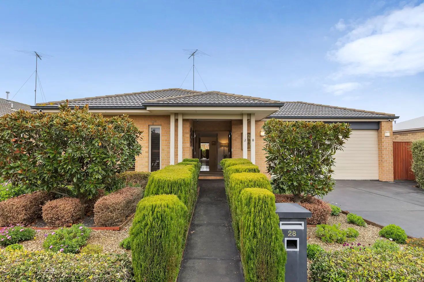 Main view of Homely house listing, 28 Yeoman Crescent, Leopold VIC 3224