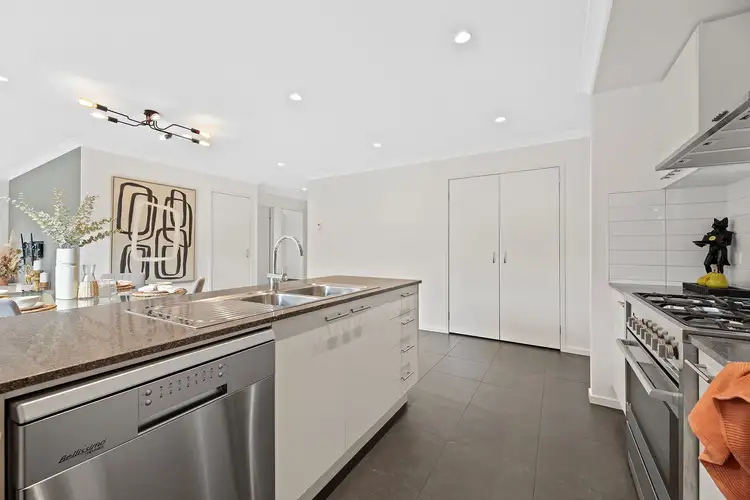 Sixth view of Homely house listing, 185 Twin Ranges Drive, Warragul VIC 3820