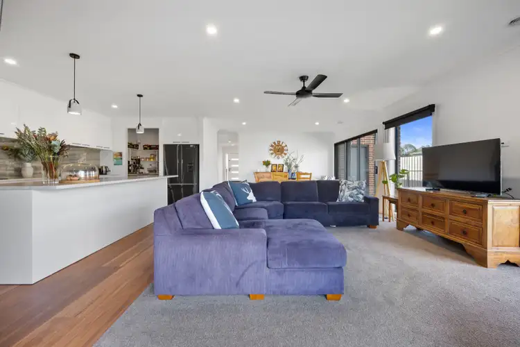 Fifth view of Homely house listing, 9 Cliffy Place, Inverloch VIC 3996