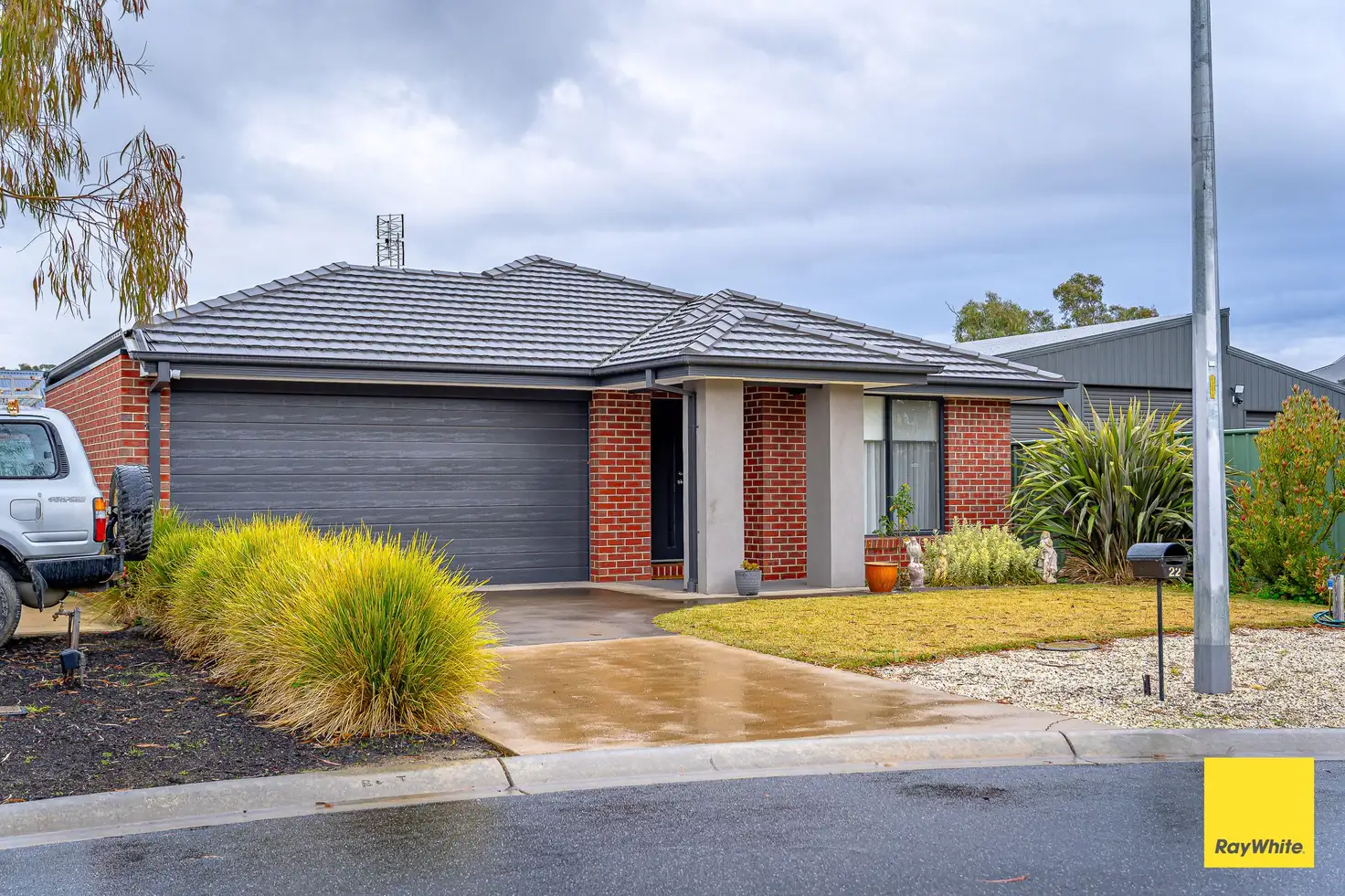 Main view of Homely house listing, 22 Clarcoll Crescent South, Kangaroo Flat VIC 3555