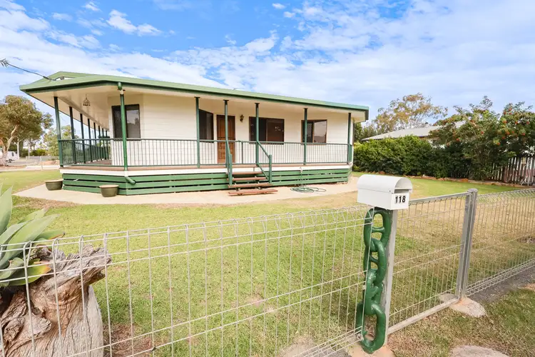 118 Bowen Street, Roma QLD 4455